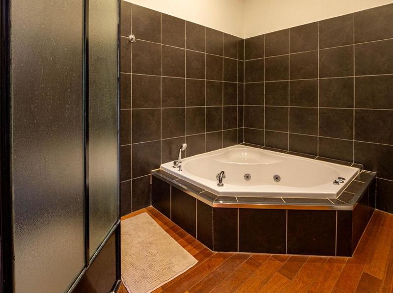 Loft - 148 m² - 3 pièces