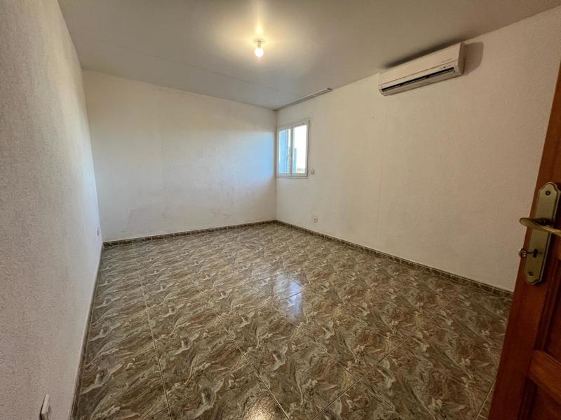 Maison - 250 m² - 9 pièces