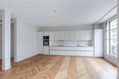 Appartement - 157 m² - 7 pièces