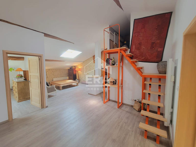 Maison - 326 m² - 7 pièces