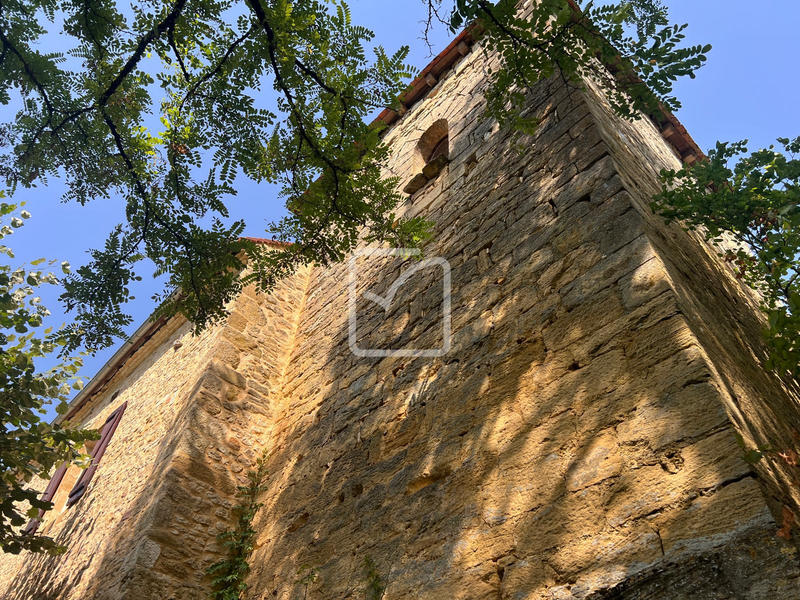 Maison - 160 m² - 8 pièces