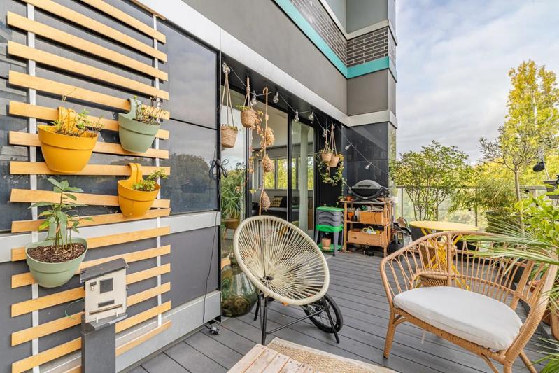 Appartement - 100 m² - 4 pièces