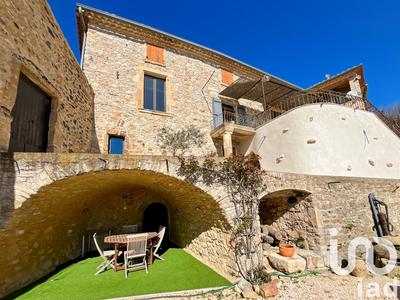 Maison - 188 m² - 5 pièces