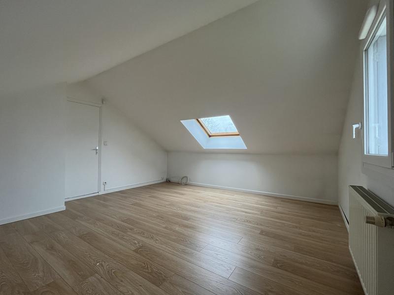 Maison - 165 m² - 8 pièces