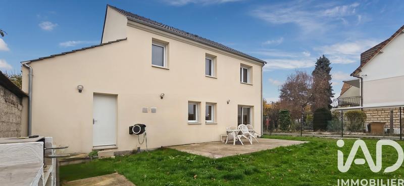 Maison - 110 m² - 4 pièces