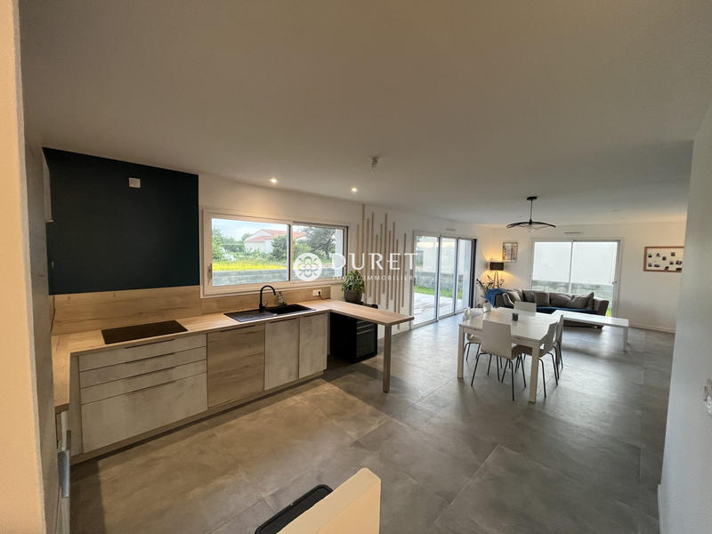 Maison - 79 m² - 3 pièces