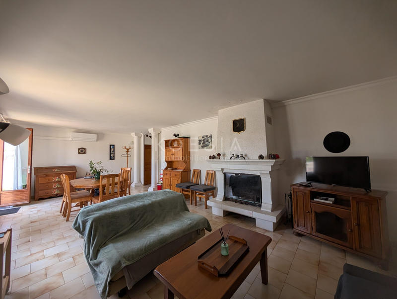 Maison traditionnelle - 80 m² - 4 pièces