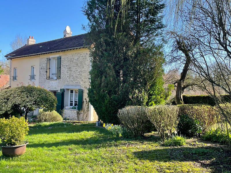 Maison - 137 m² - 5 pièces