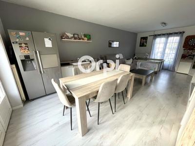 Maison - 83 m² - 4 pièces