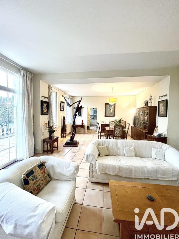 Maison - 193 m² - 7 pièces