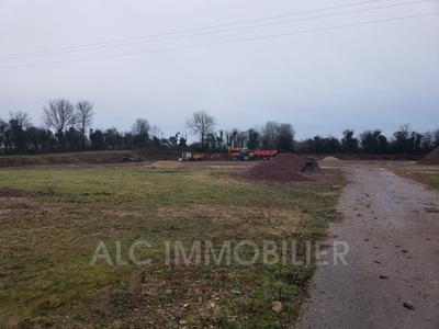 Terrain - 10 512 m²