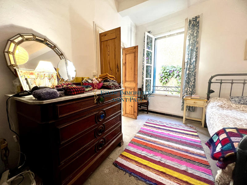 Maison - 220 m² - 10 pièces