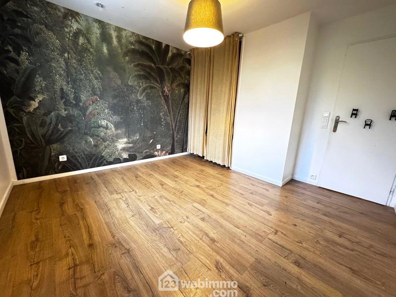 Maison - 83 m² - 4 pièces