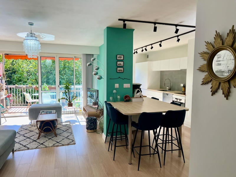 Appartement - 103 m² - 5 pièces