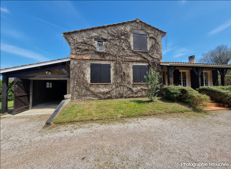 Maison - 154 m² - 8 pièces