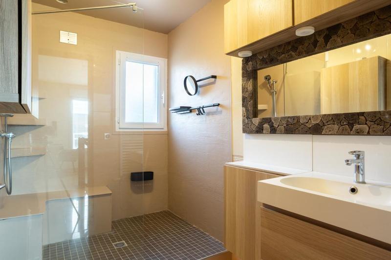 Maison - 200 m² - 7 pièces