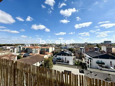 Appartement ancien - 79 m² - 4 pièces