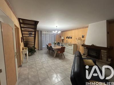 Maison - 120 m² - 6 pièces