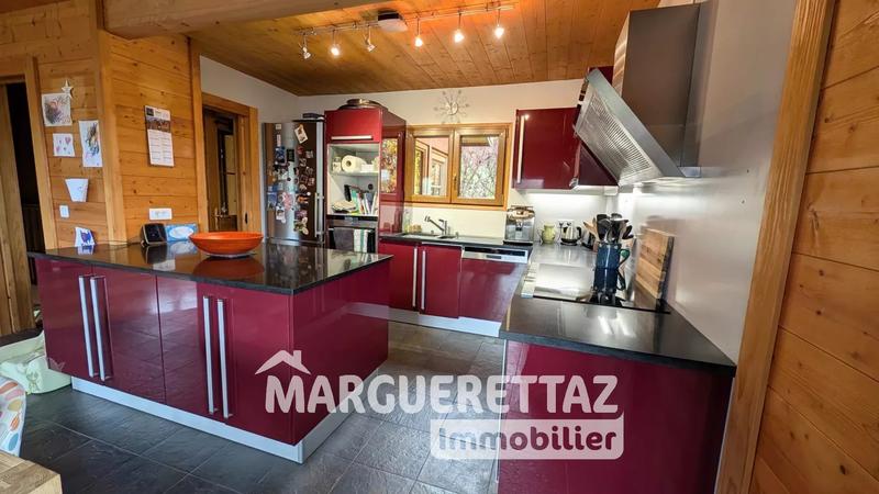 Châlet - 143 m² - 5 pièces