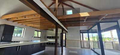 Maison - 163 m² - 7 pièces