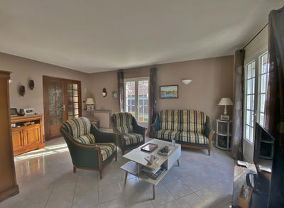 Maison - 90 m² - 4 pièces