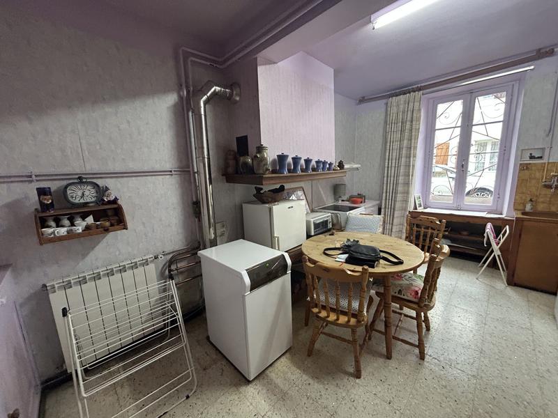 Maison traditionnelle - 158 m² - 7 pièces