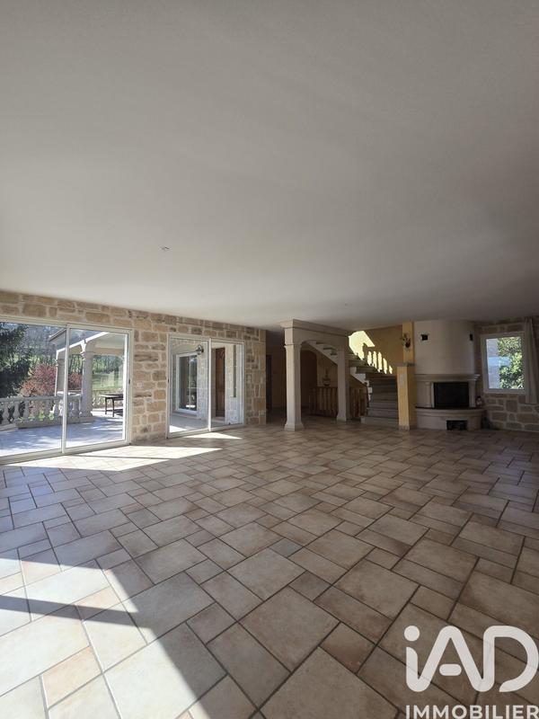 Maison - 283 m² - 7 pièces