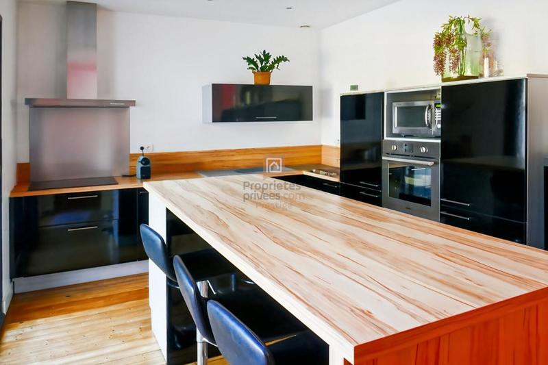 Maison - 140 m² - 5 pièces