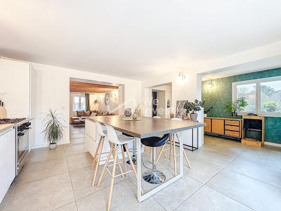 Maison ancienne - 136 m² - 4 pièces