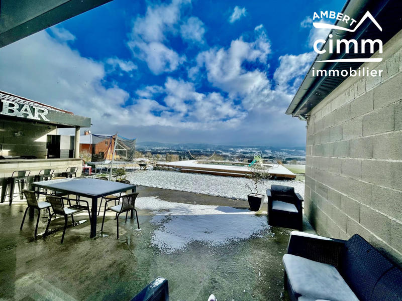 Maison - 165 m² - 7 pièces