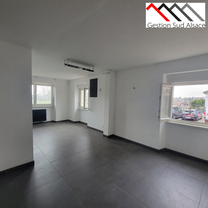 Local commercial - 248 m² - 8 pièces