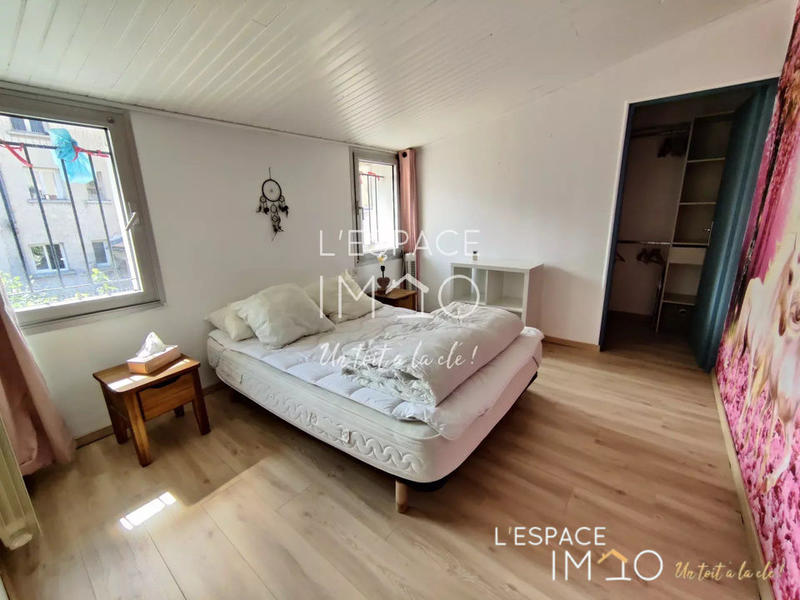 Appartement - 125 m² - 5 pièces