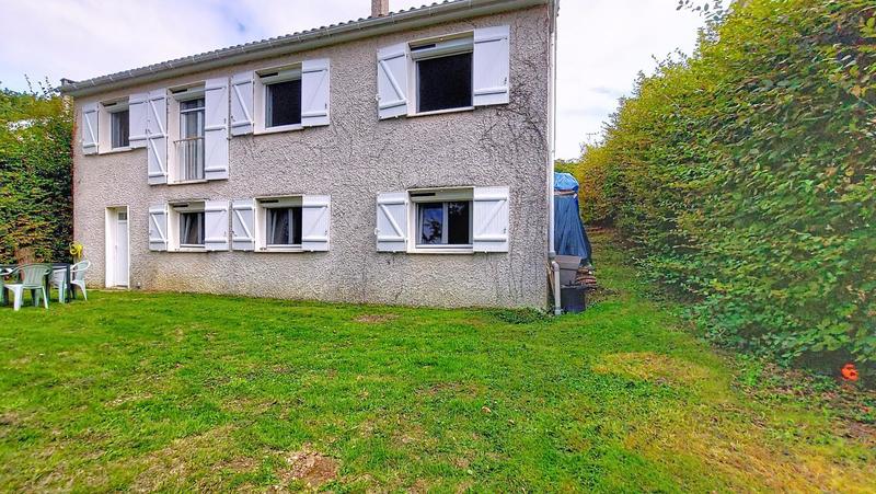 Maison - 183 m² - 6 pièces