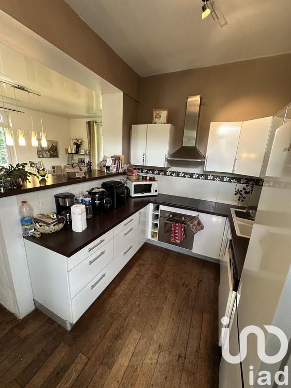 Maison - 180 m² - 8 pièces