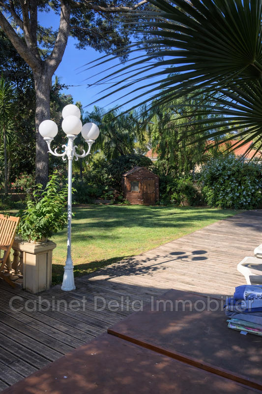 Maison - 259 m² - 12 pièces