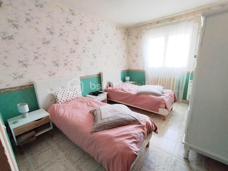 Villa - 255 m² - 9 pièces