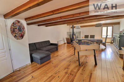 Maison - 239 m² - 6 pièces