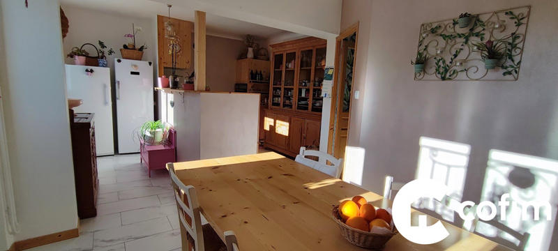 Maison - 122 m² - 5 pièces