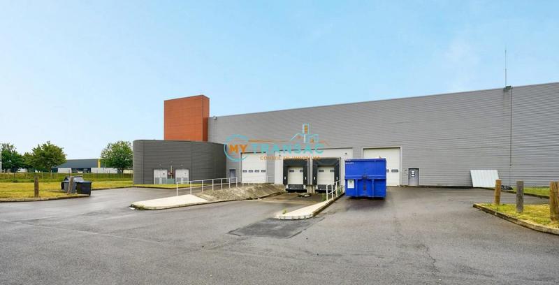 Local d'activités - 3 290 m²