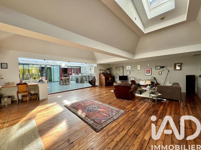 Appartement - 189 m² - 6 pièces