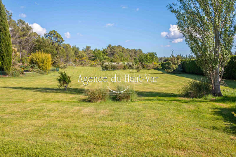 Propriété - 196 m² - 7 pièces