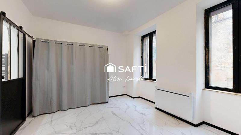 Maison - 210 m² - 7 pièces