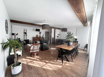 Appartement - 146 m² - 4 pièces