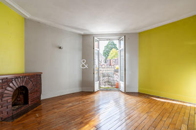 Appartement - 98 m² - 5 pièces