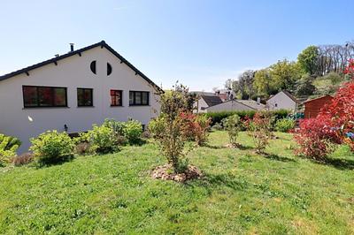 Maison - 180 m² - 6 pièces