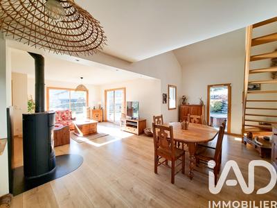 Maison - 143 m² - 5 pièces