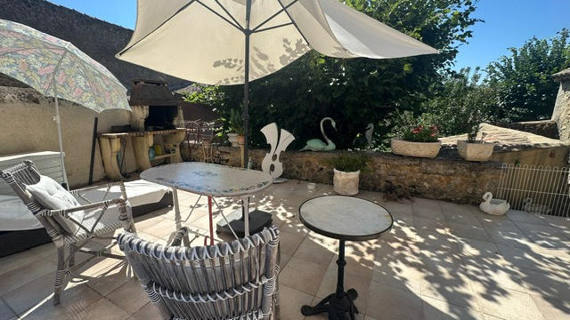 Maison de village - 196 m² - 6 pièces