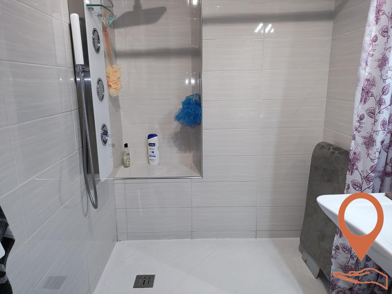 Maison - 101 m² - 5 pièces