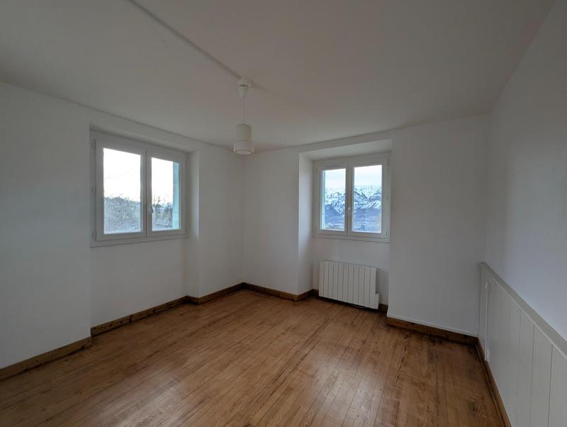 Maison - 122 m² - 6 pièces