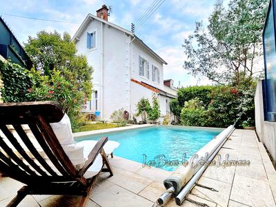 Maison - 131 m² - 6 pièces